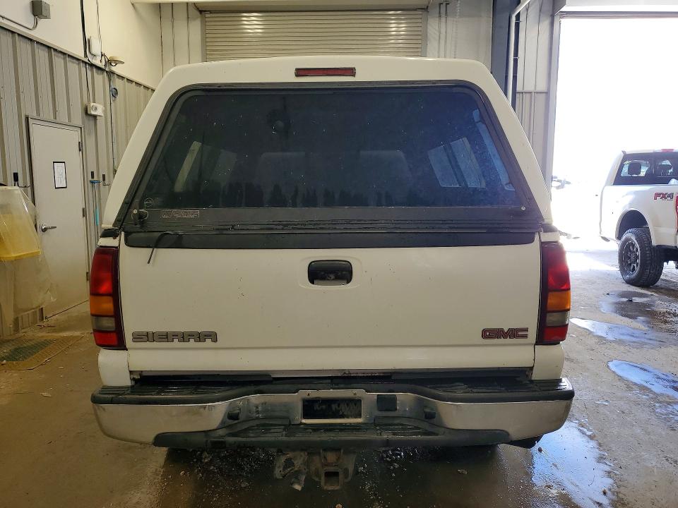 2003 Gmc Sierra მანქანა იყიდება აუქციონზე, vin: 1GTHK23183F178043, აუქციონის ნომერი: 67324866
