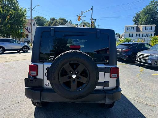 Продажа на аукционе авто 2018 Jeep Wrangler Unlimited, vin: 1C4BJWDG5JL866325, номер лота: 68979136