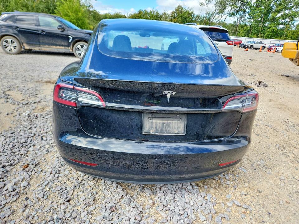 2022 Tesla Model 3 მანქანა იყიდება აუქციონზე, vin: 5YJ3E1EA6NF372019, აუქციონის ნომერი: 69907636