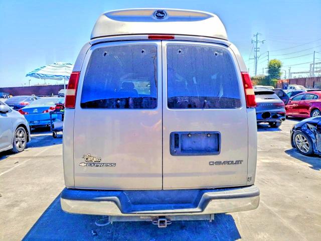 68101496 :رقم المزاد ، 1GBFG15T751243891 vin ، 2005 Chevrolet Express G1500 مزاد بيع