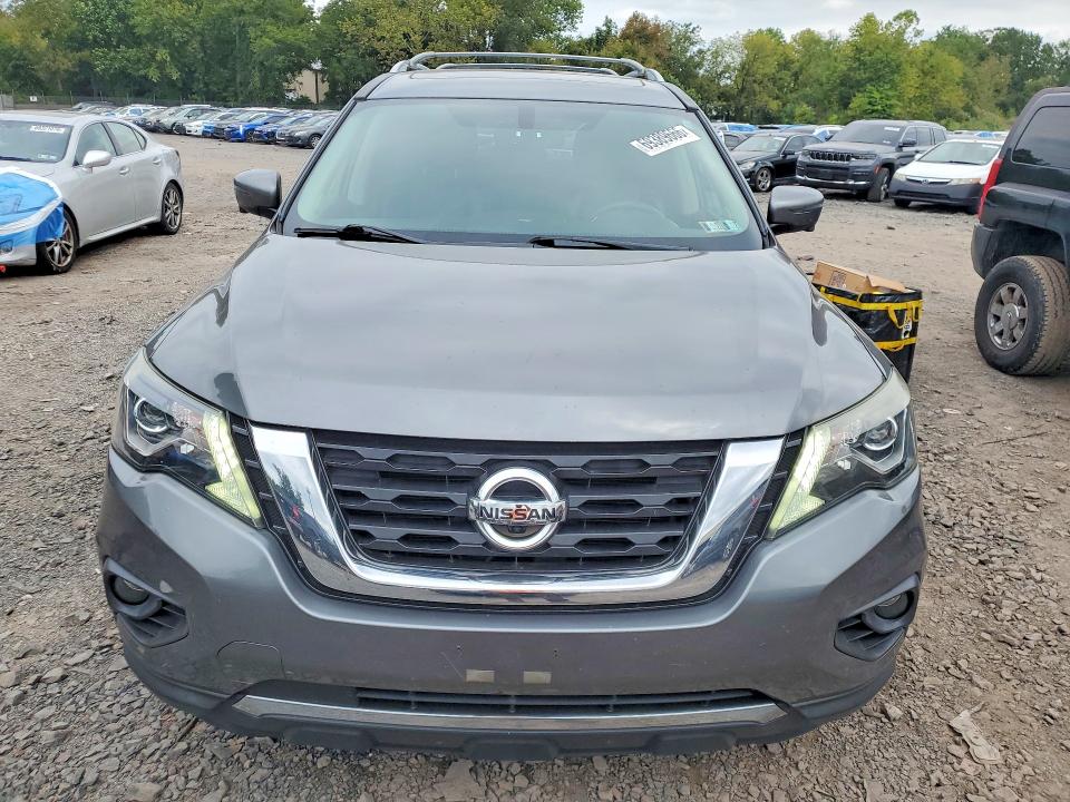 69389666 :رقم المزاد ، 5N1DR2MM3JC678768 vin ، 2018 Nissan Pathfinder مزاد بيع