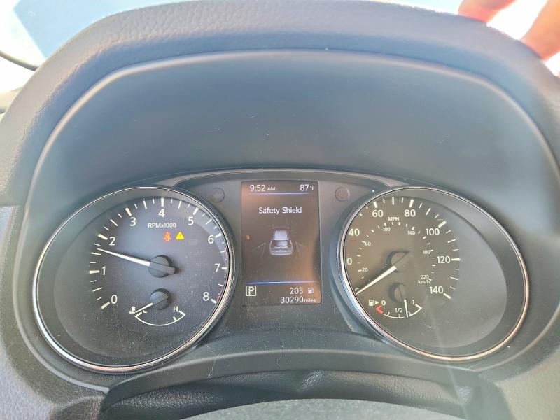 2018 Nissan Rogue მანქანა იყიდება აუქციონზე, vin: 5N1AT2MT2JC828865, აუქციონის ნომერი: 68862176