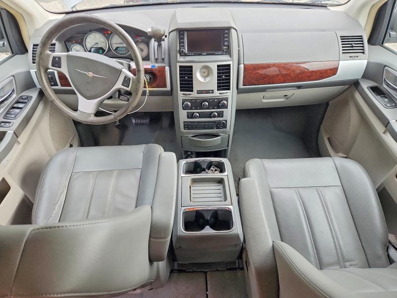 Aukcja sprzedaży 2010 Chrysler Town & Country, vin: 2A4RR5D11AR121165, numer aukcji: 68226496