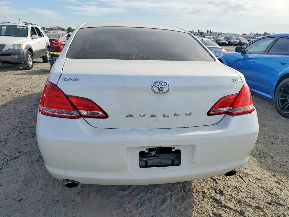 Продажа на аукционе авто 2005 Toyota Avalon, vin: 4T1BK36B25U019478, номер лота: 70463026