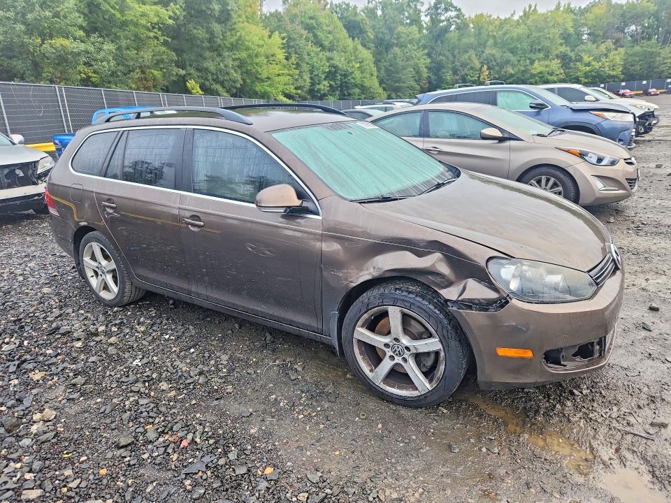 70768196 :رقم المزاد ، 3VWPL7AJ0BM644665 vin ، 2011 Volkswagen Jetta مزاد بيع