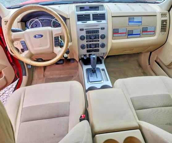 68791126 :رقم المزاد ، 1FMCU03749KA86873 vin ، 2009 Ford Escape مزاد بيع