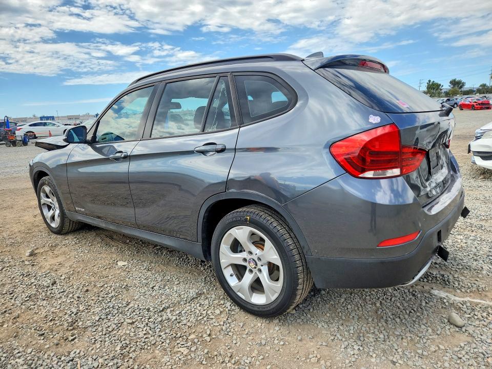 65961726 :رقم المزاد ، WBAVM1C57FV315376 vin ، 2015 Bmw X1 مزاد بيع