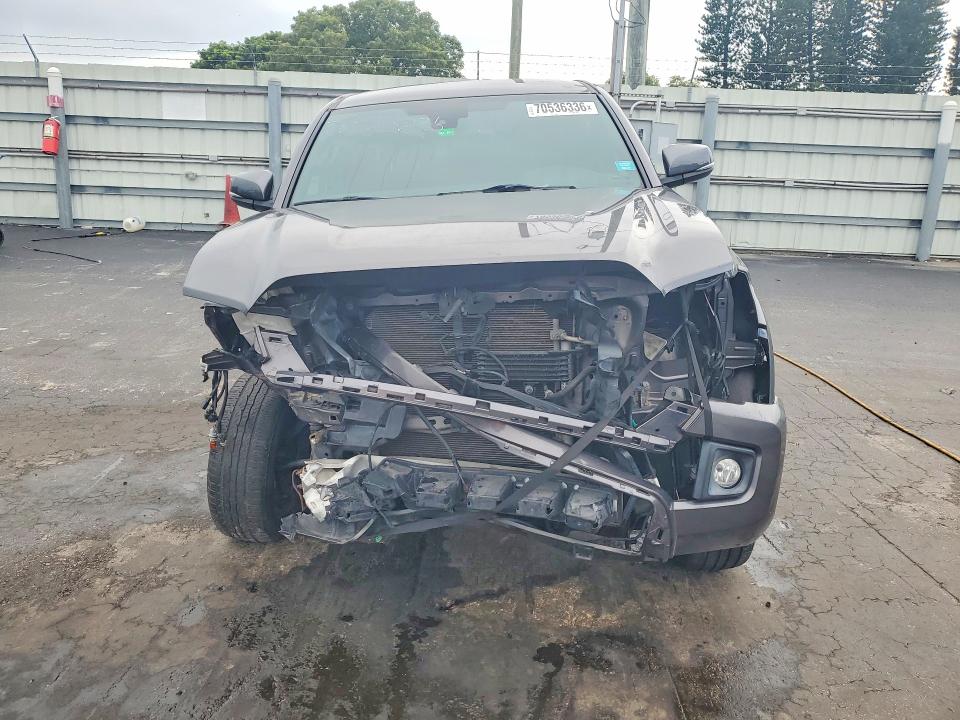Aukcja sprzedaży 2018 Toyota Tacoma, vin: 5TFCZ5AN3JX138263, numer aukcji: 70536336