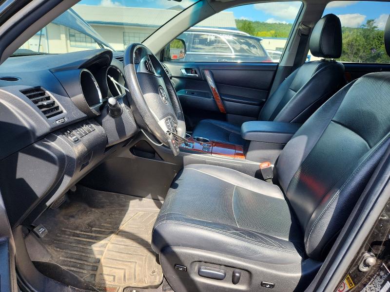 68695716 :رقم المزاد ، 5TDDK3EH4DS202502 vin ، 2013 Toyota Highlander مزاد بيع