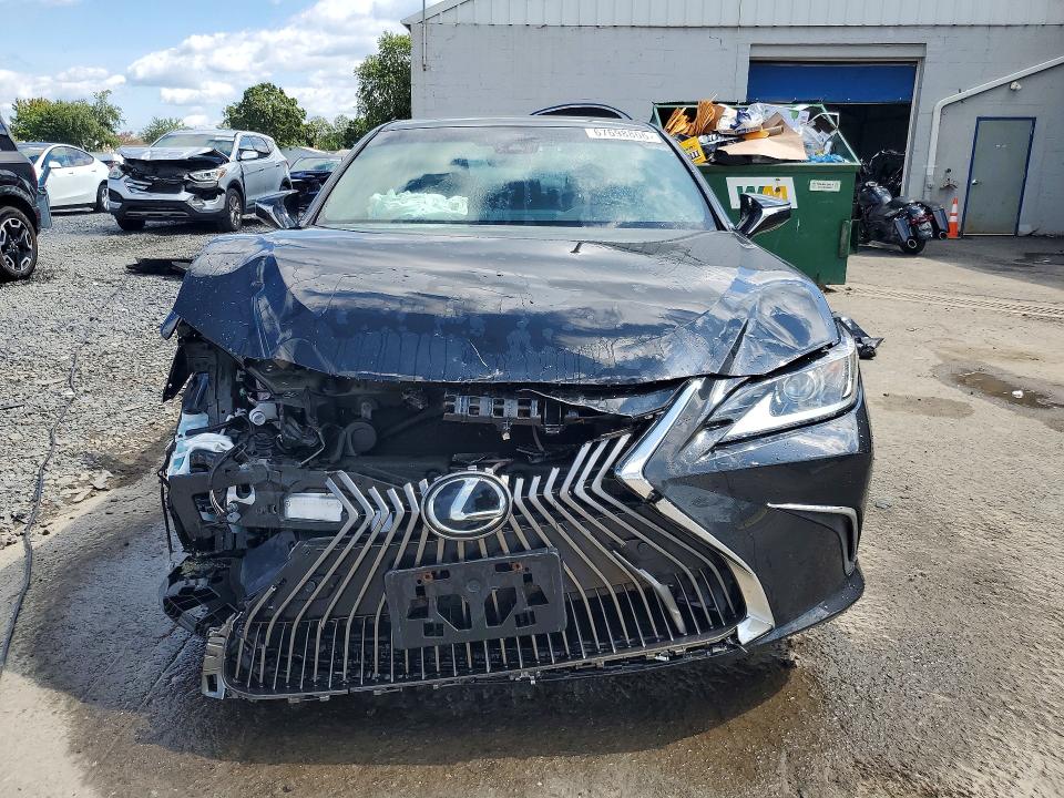 Продажа на аукционе авто 2020 Lexus Es, vin: 58ADZ1B12LU078428, номер лота: 67698806