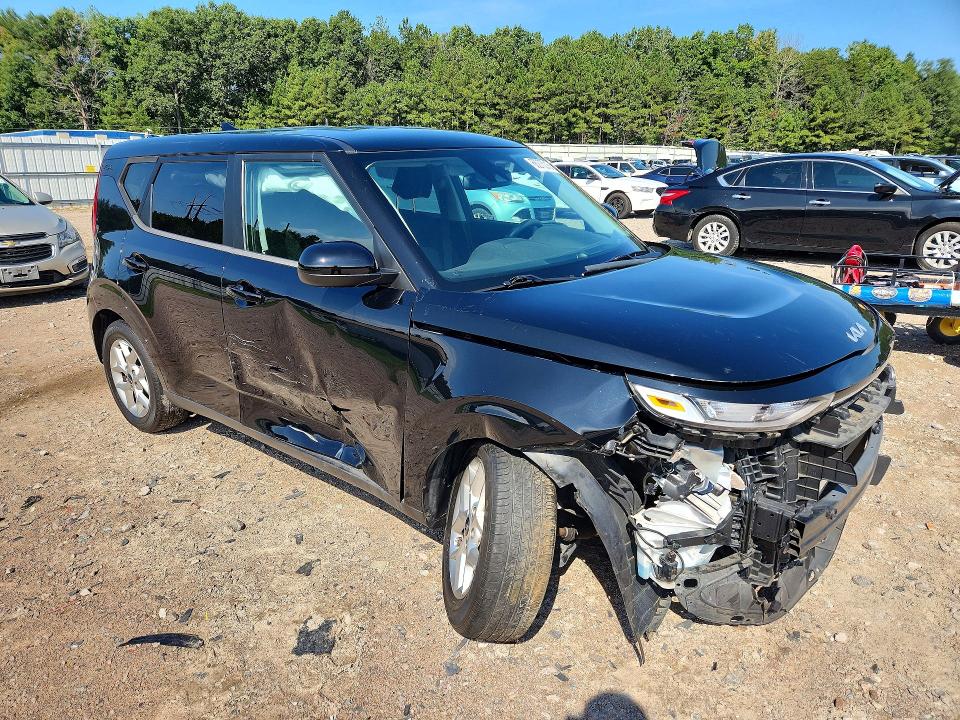 68273216 :رقم المزاد ، KNDJ23AU0N7181973 vin ، 2022 Kia Soul مزاد بيع