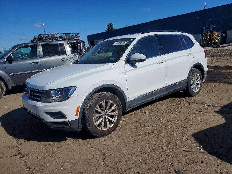 Auction sale of the 2018 Volkswagen Tiguan, vin: 3VV2B7AX9JM096654, lot number: 69011846