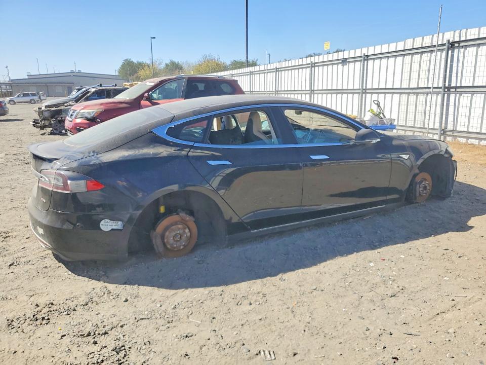 Продажа на аукционе авто 2013 Tesla Model S, vin: 5YJSA1CP7DFP11769, номер лота: 69110586