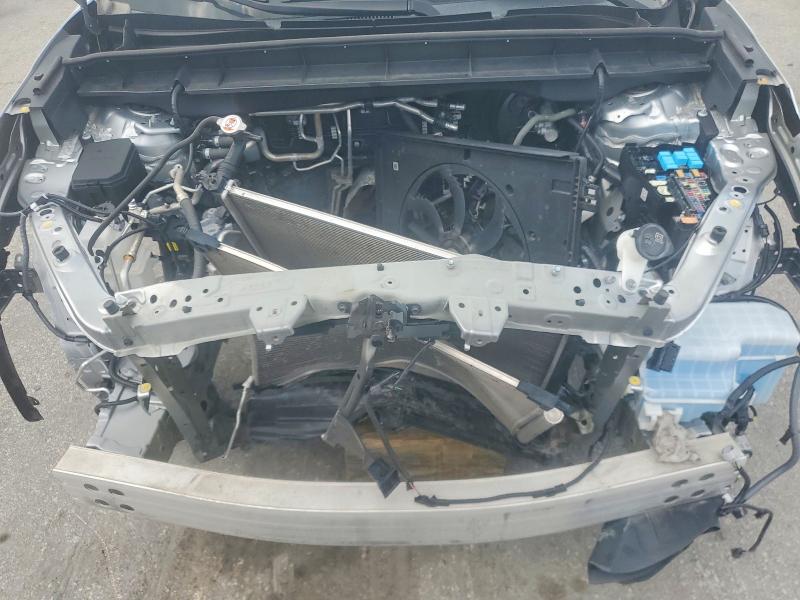 Продаж на аукціоні авто 2022 Toyota Highlander, vin: 5TDLZRAH5NS116908, номер лоту: 69694746