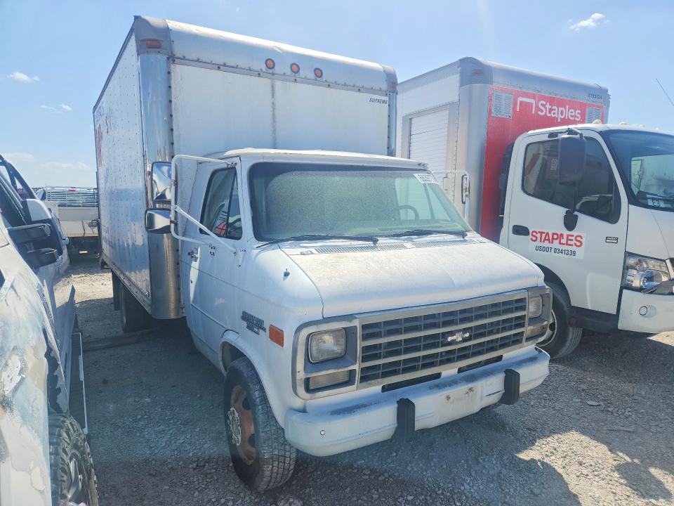68397706 :رقم المزاد ، 1GBHG31K1SF224186 vin ، 1995 Chevrolet G30 مزاد بيع