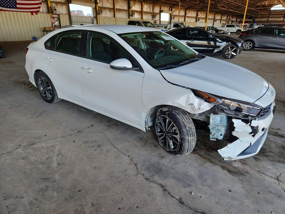 67467096 :رقم المزاد ، 3KPF24AD4RE701674 vin ، 2024 Kia Forte مزاد بيع