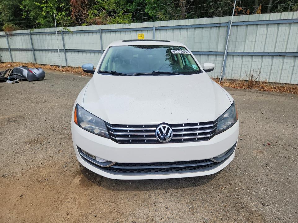 Продажа на аукционе авто 2013 Volkswagen Passat, vin: 1VWCH7A30DC100706, номер лота: 67813956