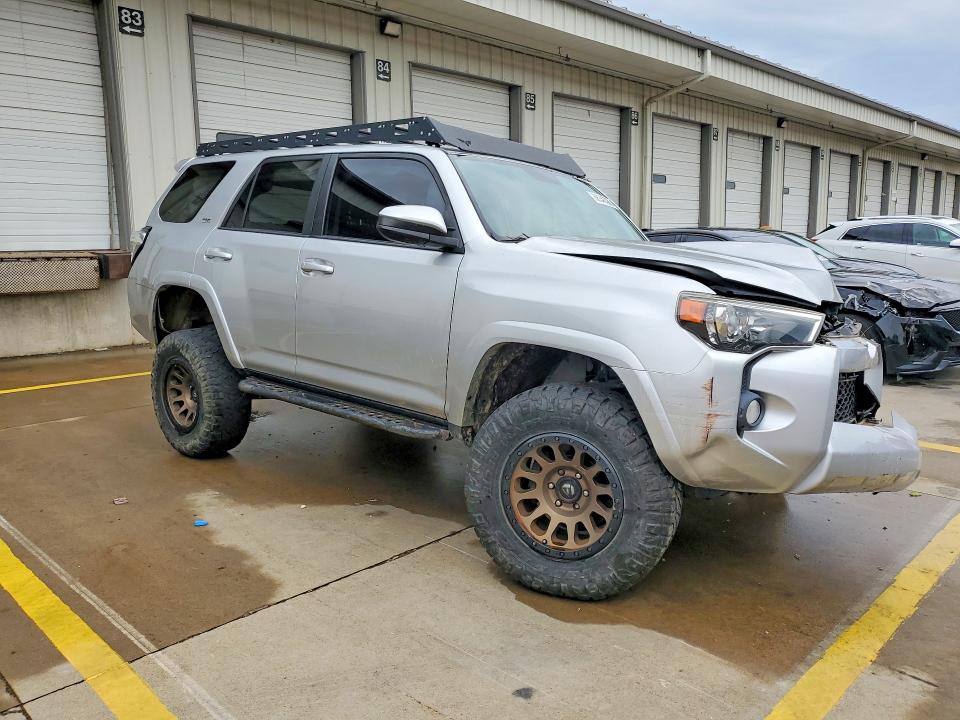Aukcja sprzedaży 2018 Toyota 4runner, vin: JTEBU5JR3J5545164, numer aukcji: 68343366