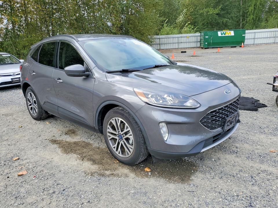 67489736 :رقم المزاد ، 1FMCU0H66MUA32830 vin ، 2021 Ford Escape مزاد بيع