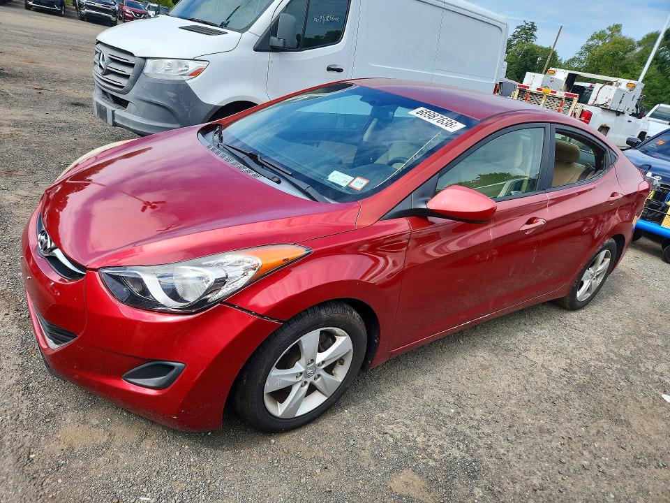 2011 Hyundai Elantra მანქანა იყიდება აუქციონზე, vin: KMHDH4AE3BU150798, აუქციონის ნომერი: 68987636