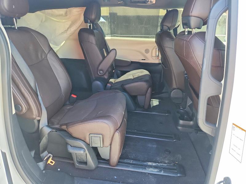 Продажа на аукционе авто 2024 Toyota Sienna, vin: 5TDESKFC5RS129911, номер лота: 68165726