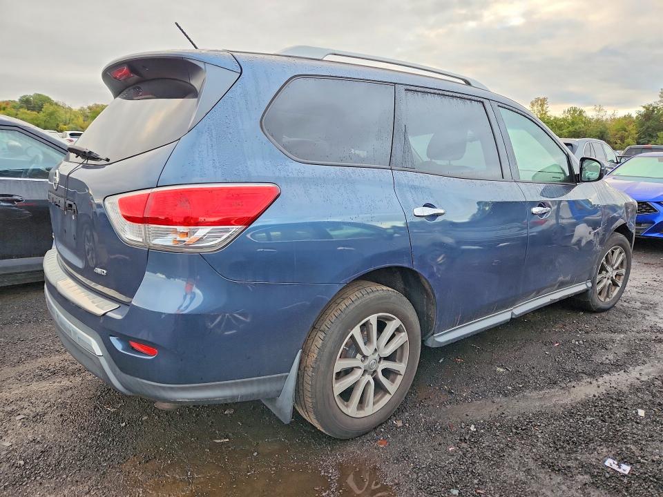 Auction sale of the 2015 Nissan Pathfinder, vin: 5N1AR2MM1FC645147, lot number: 69678426