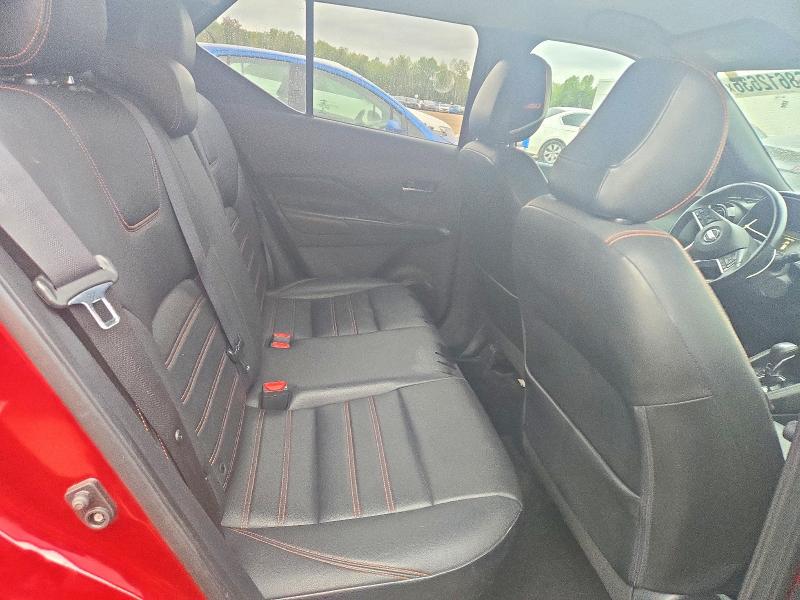 68612636 :رقم المزاد ، 3N1CP5CU7JL535581 vin ، 2018 Nissan Kicks مزاد بيع