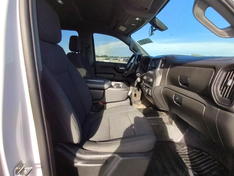 Продажа на аукционе авто 2021 Chevrolet Silverado, vin: 1GCRYAEF1MZ330122, номер лота: 69384646