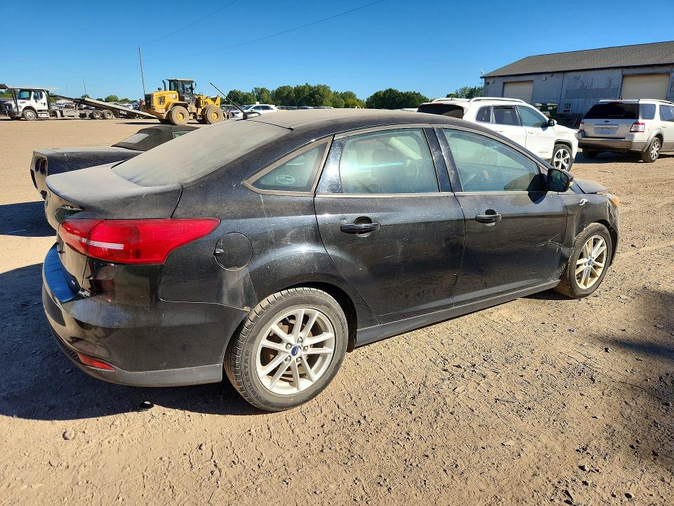 70544176 :رقم المزاد ، 1FADP3F26FL293309 vin ، 2015 Ford Focus مزاد بيع