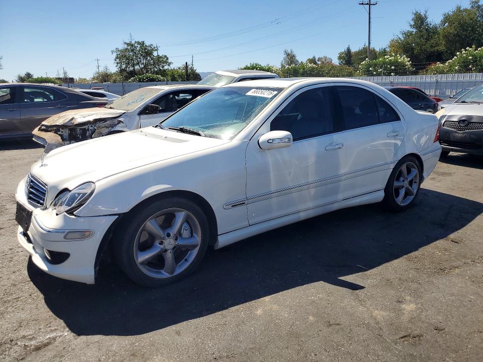 Продаж на аукціоні авто 2006 Mercedes-benz C, vin: WDBRF52H26A900017, номер лоту: 66850216