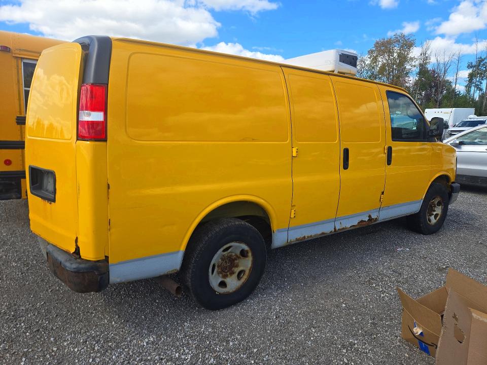 Продажа на аукционе авто 2015 Chevrolet Express 3500, vin: 1GCZGTCF2F1135536, номер лота: 69180716