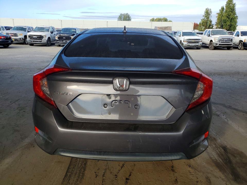 Продажа на аукционе авто 2017 Honda Civic, vin: 19XFC2F7XHE063272, номер лота: 67454976