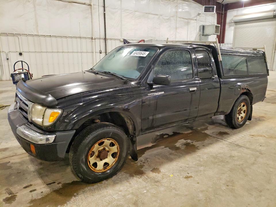 68489646 :رقم المزاد ، 4TAWM72N6XZ552751 vin ، 1999 Toyota Tacoma مزاد بيع