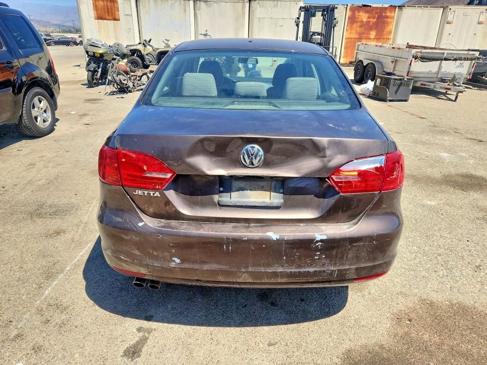 2011 Volkswagen Jetta მანქანა იყიდება აუქციონზე, vin: 3VW2K7AJ1BM058635, აუქციონის ნომერი: 68192976