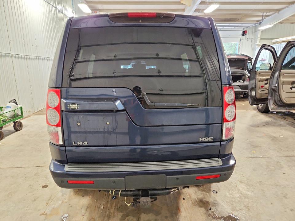2011 Land Rover Lr4 მანქანა იყიდება აუქციონზე, vin: SALAK2D45BA565860, აუქციონის ნომერი: 71226516