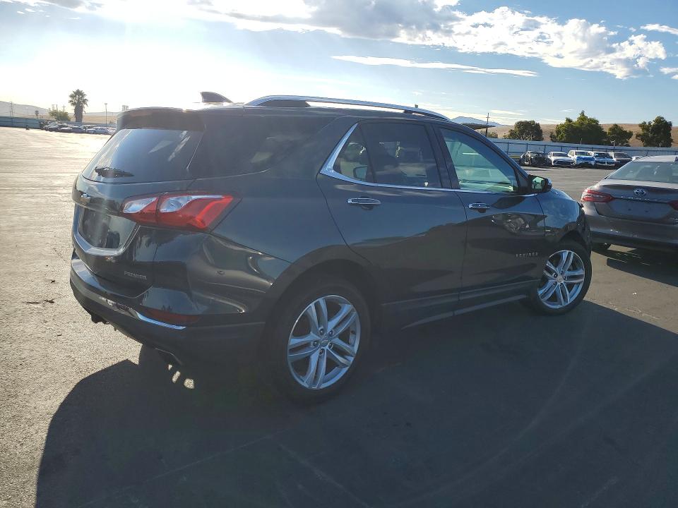 Auction sale of the 2020 Chevrolet Equinox, vin: 2GNAXPEX2L6176288, lot number: 68424056