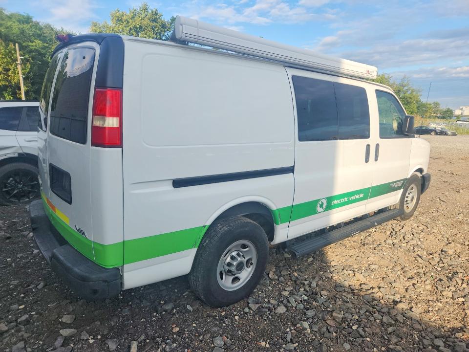 69550796 :رقم المزاد ، 1GCWGFCA2E1160685 vin ، 2014 Chevrolet Express G2500 مزاد بيع