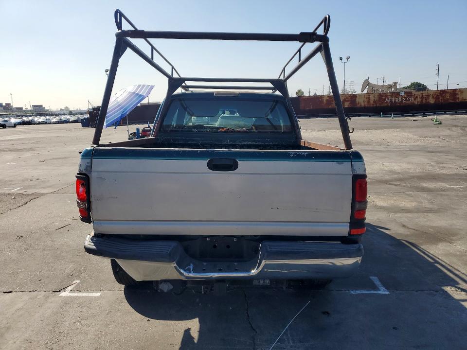 1998 Dodge Ram 1500 მანქანა იყიდება აუქციონზე, vin: 1B7HC13Y0WJ114410, აუქციონის ნომერი: 69923886