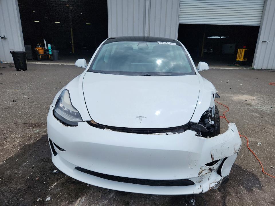 Продажа на аукционе авто 2018 Tesla Model 3, vin: 5YJ3E1EA6JF013764, номер лота: 69690786
