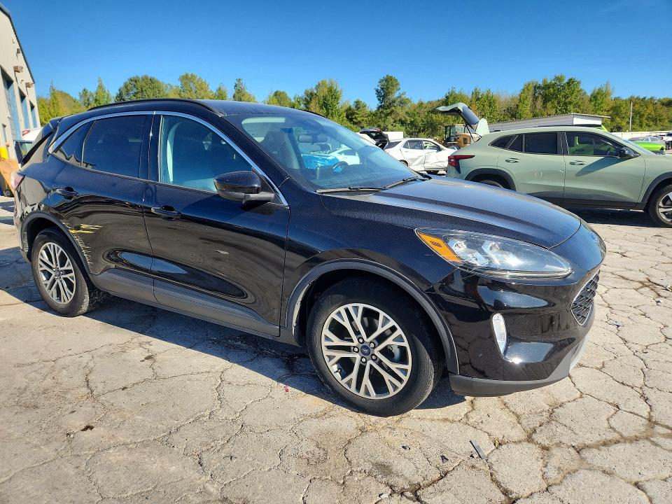 70985496 :رقم المزاد ، 1FMCU0H64NUB93999 vin ، 2022 Ford Escape مزاد بيع