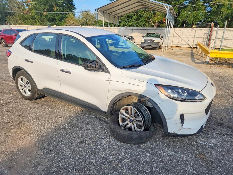 Продажа на аукционе авто 2022 Ford Escape, vin: 1FMCU0F60NUA06650, номер лота: 70307126