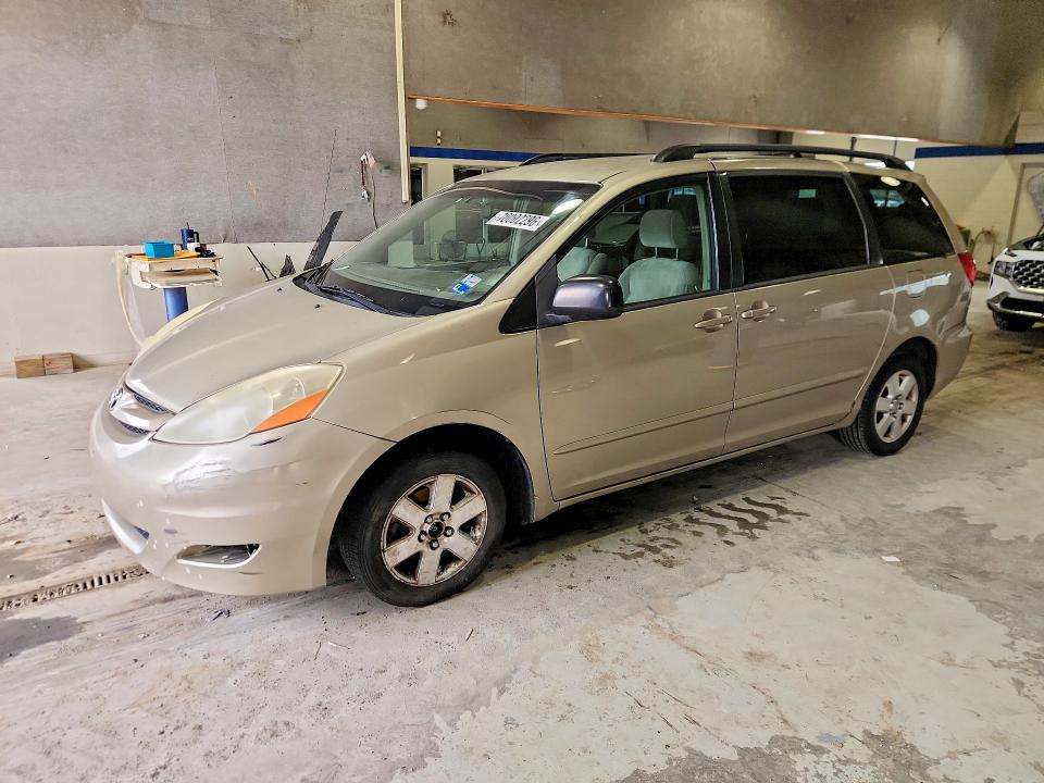 Auction sale of the 2008 Toyota Sienna, vin: 5TDZK23C88S210034, lot number: 70002296