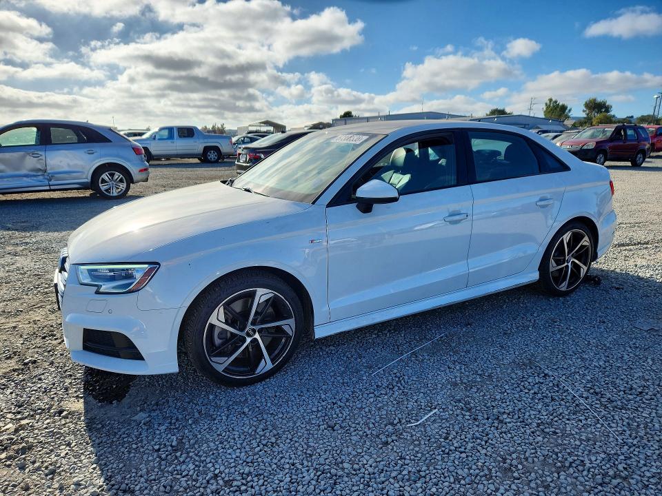 67308536 :رقم المزاد ، WAUBEGFF0LA100299 vin ، 2020 Audi A3 مزاد بيع