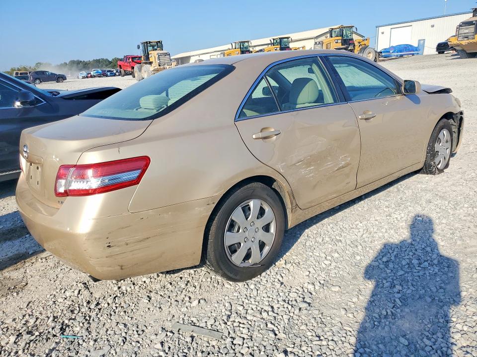 2011 Toyota Camry მანქანა იყიდება აუქციონზე, vin: 4T1BF3EK3BU721889, აუქციონის ნომერი: 69084706