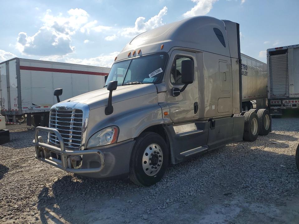 Продажа на аукционе авто 2017 Freightliner Cascadia 125, vin: 1FUJGLDR5HLHF1901, номер лота: 69379386