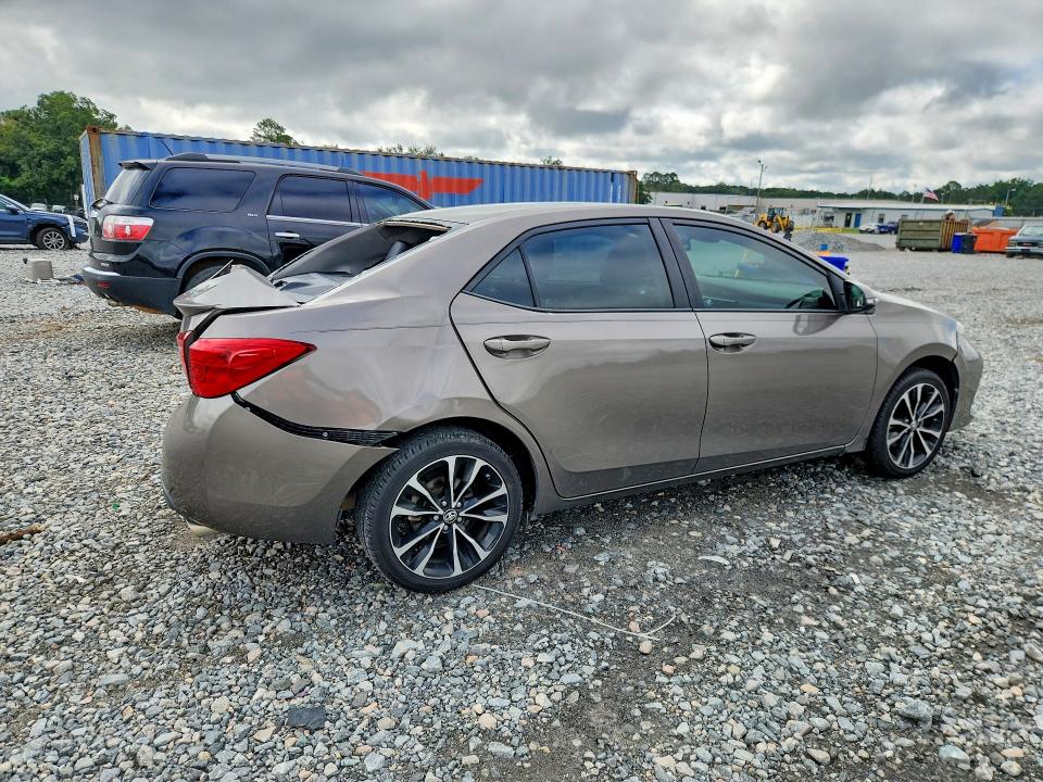 67826196 :رقم المزاد ، 5YFBURHE6HP659946 vin ، 2017 Toyota Corolla مزاد بيع