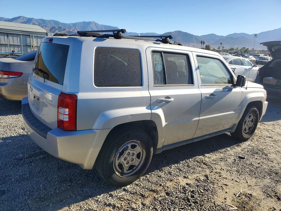 67352546 :رقم المزاد ، 1J4NT2GB5AD531621 vin ، 2010 Jeep Patriot مزاد بيع