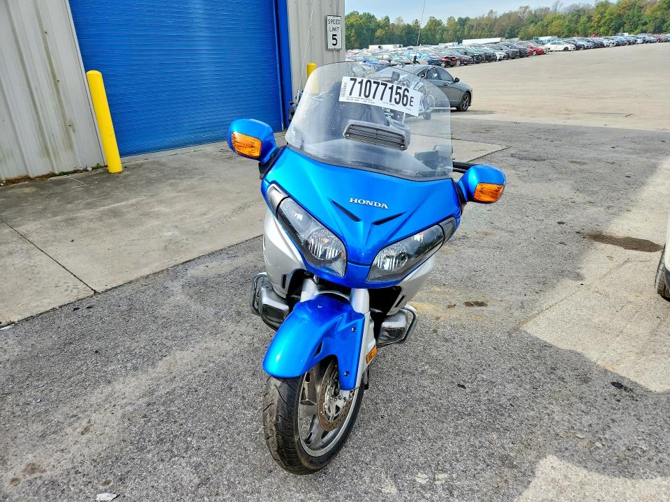 71077156 :رقم المزاد ، JH2SC68H1CK001512 vin ، 2012 Honda Gl1800 مزاد بيع