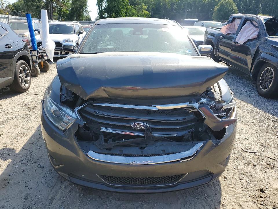 2019 Ford Taurus მანქანა იყიდება აუქციონზე, vin: 1FAHP2F80KG118069, აუქციონის ნომერი: 68438406