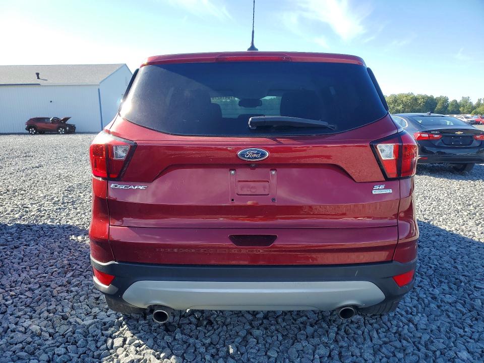 Продаж на аукціоні авто 2019 Ford Escape, vin: 1FMCU0GD7KUA59399, номер лоту: 70416276